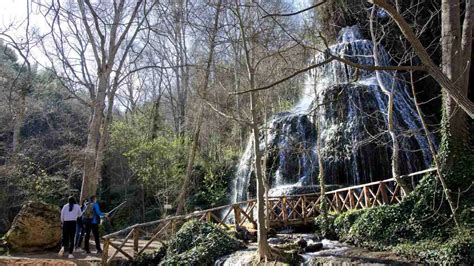 cuanto se tarda en recorrer el monasterio de piedra|¿Cuánto tiempo se tarda en ver el Monasterio de Piedra y qué。